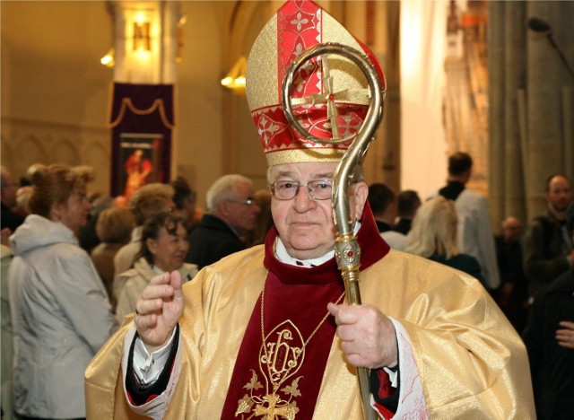 Biskup Adam Lepa osiągnął wiek emerytalny