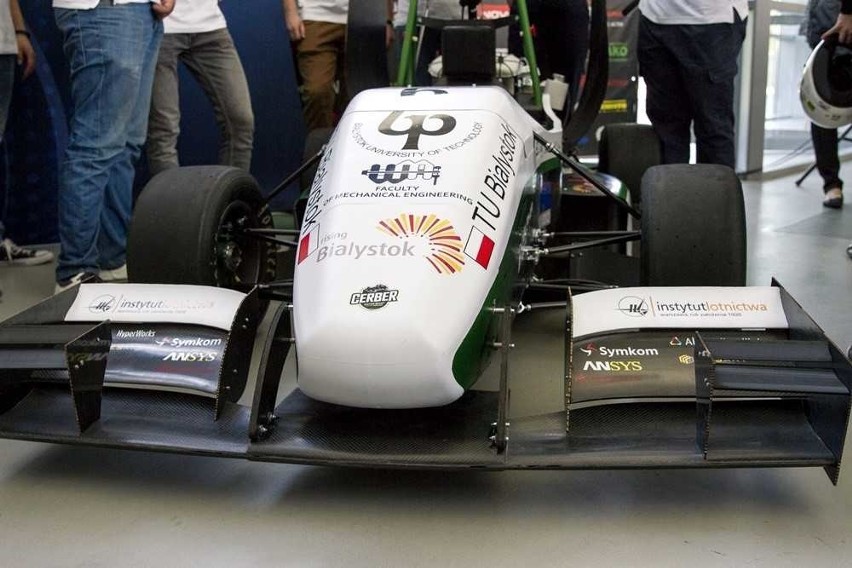 Zespół Cerbor MotorSport z Politechniki Białostockiej zameldował się na Formula Student East na Węgrzech [ZDJĘCIA]