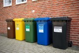 Od dziś nowe zasady sortowania śmieci we Wrocławiu. Bioodpady trafią do brązowych pojemników