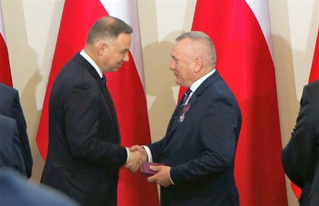 Prezydent Andrzej Duda wręczył Srebrny Krzyż Zasługi Stanisławowi Sobierajowi