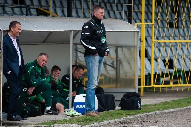 Trener Stali Stalowa Wola Jaromir Wieprzęć ma nad czym myśleć przed meczem z Kotwicą w Kołobrzegu.