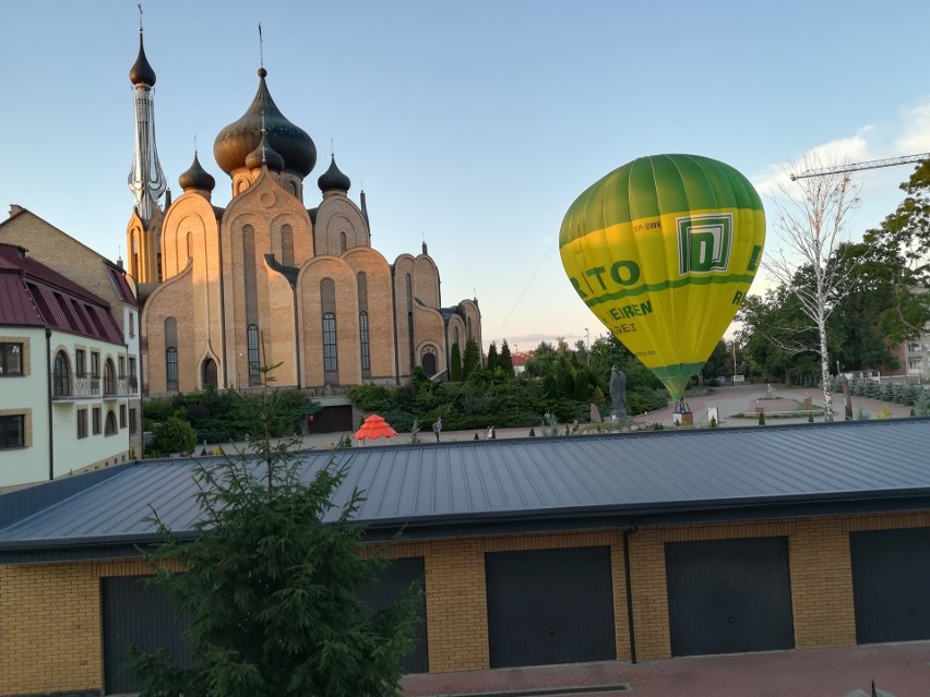 Balon wylądował koło cerkwi na Antoniuku. Czyżby awaryjne...