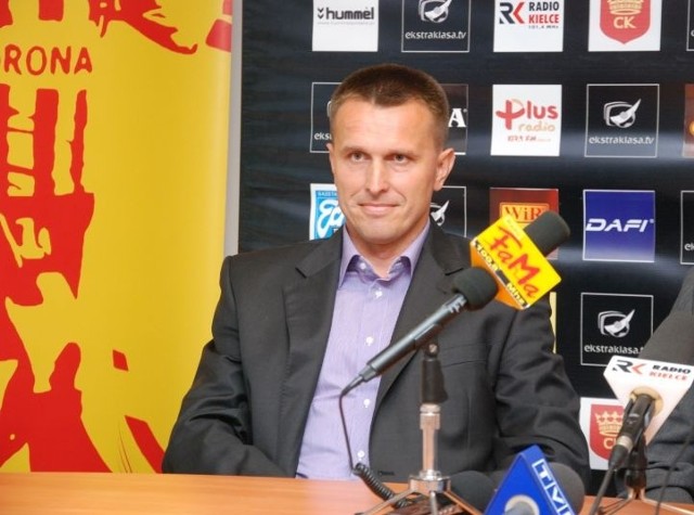Trener Leszek Ojrzyński skompletował sztab szkoleniowy Korony Kielce.