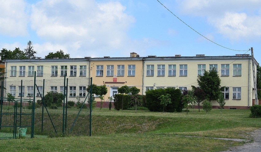 W wakacje prowadzone będą prace w szkole w Modliszewicach