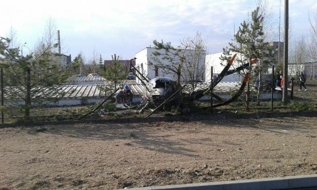 Wypadek śmigłowca w Suwałkach. Dwie osoby zostały ranne. Z...