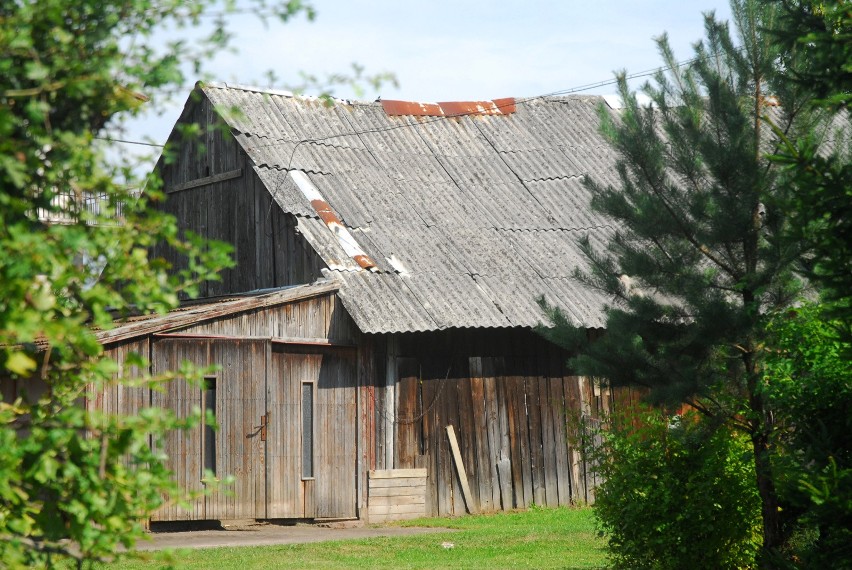 Jerzmanowice-Przeginia. Bezpłatny odbiór azbestu pochodzącego z dachów