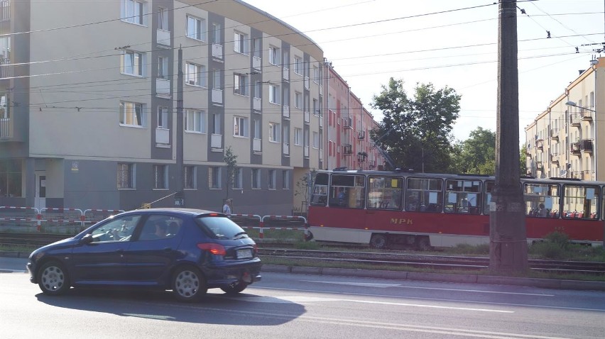 Mieszkańcy alei Pokoju nie chcą nowego skrzyżowania pod...