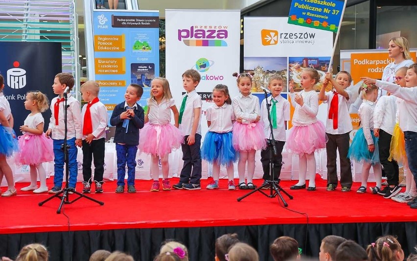 CH Plaza Rzeszów zaprasza dziś i jutro na dziecięcy przegląd artystyczny "Podkarpackie wędrówki" 
