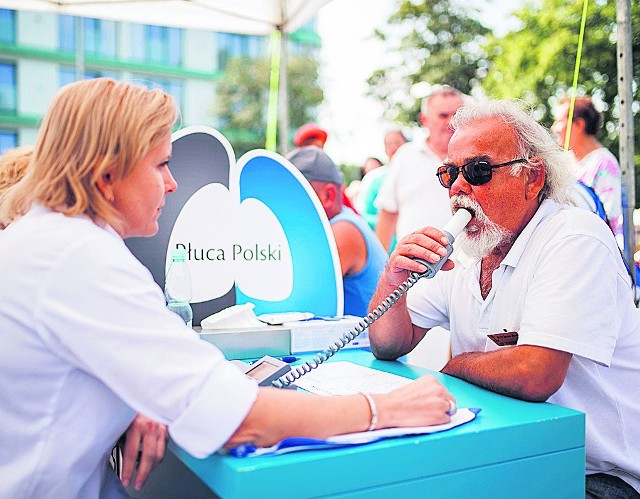 Badaniu spirometrycznemu na stoisku kampanii Płuca Polski poddanych zostało prawie 200 osób