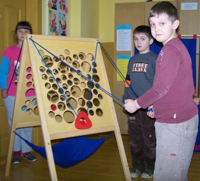 W grudniu zakończył się w czarnieckiej podstawówce pierwszy etap projektu edukacyjnego &#8222;Pierwsze uczniowskie doświadczenia drogą do wiedzy&#8221;.