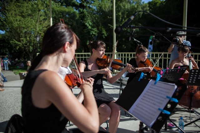 Typhoon String Quartet, który wystąpił w zeszłym roku podczas jazzowego "Koncertu w Altanie" w Parku Źródliska w Łodzi.