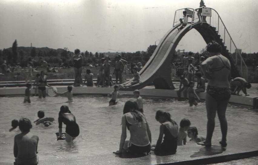 Lipiec 1973, basen w parku Kasprowicza