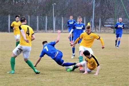 Lubuskie derby w lidze juniorów U17: Falubaz Zielona Góra - Stilon Gorzów 0:1.