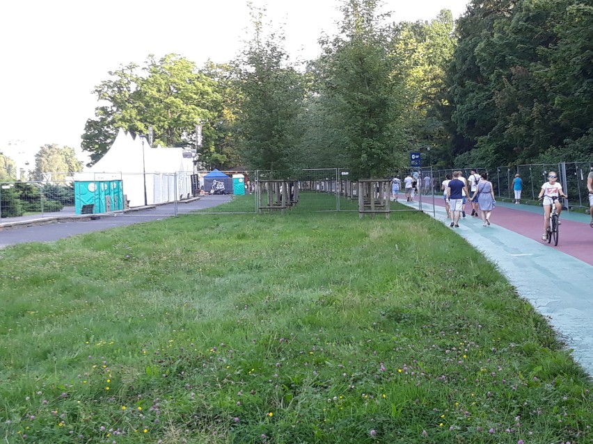 Park Śląskie - kilka godzin po zakończeniu Fest Festivalu