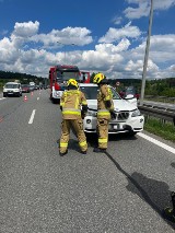 Zderzenie dwóch samochodów na autostradzie A4 w kierunku Rzeszowa 
