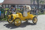 MotoClassic 2013: Zabytkowe auta ścigają się w Zamku Topacz (ZDJĘCIA, DOJAZD)