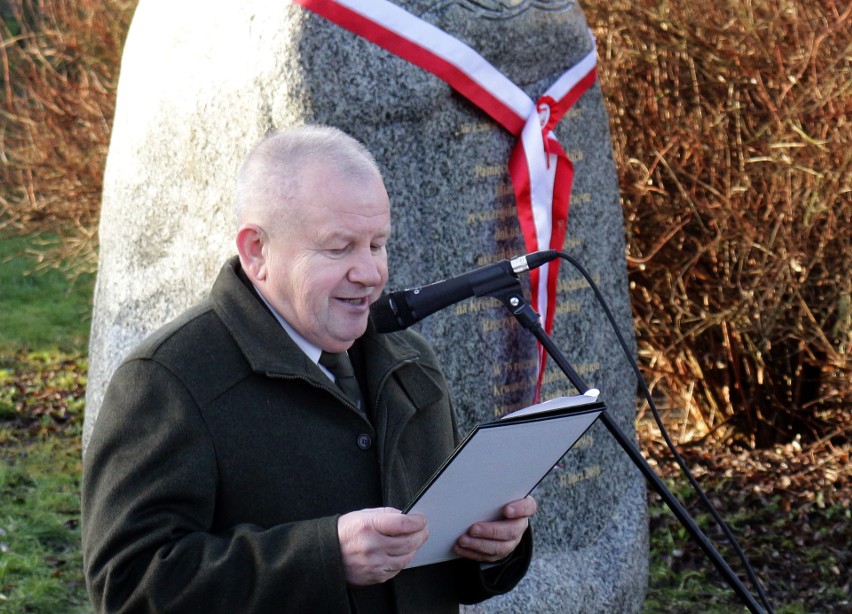 Zygmunt Krzemień, przewodniczący komitetu budowy obelisku...