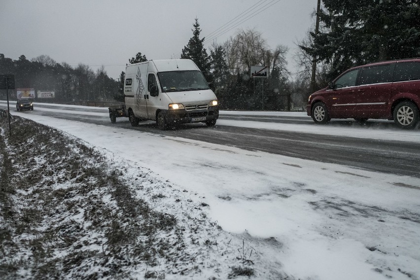 Za oknami w niemal całym regionie prószy śnieg. Tak jest...