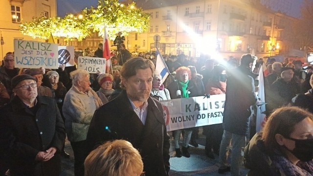 Temat referendum miał pojawić się podczas marszu "Kalisz wolny od faszyzmu", który odbył się w niedzielę 14 listopada