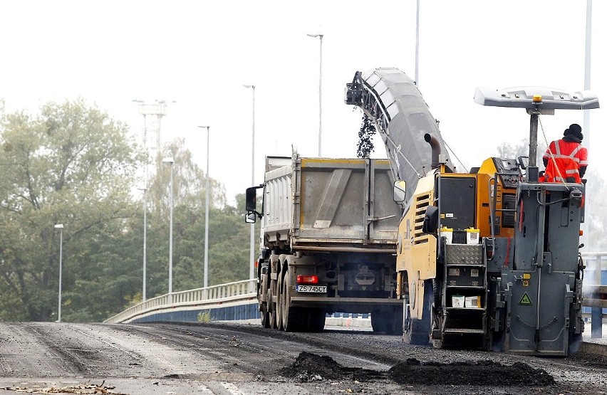 Koszt remontu mostu Cłowego wynosi 18,6 mln złotych brutto....