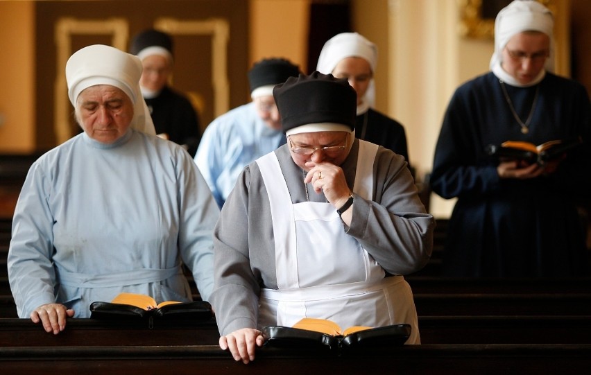 Siostry boromeuszki z Trzebnicy pomagają jak św. Jadwiga