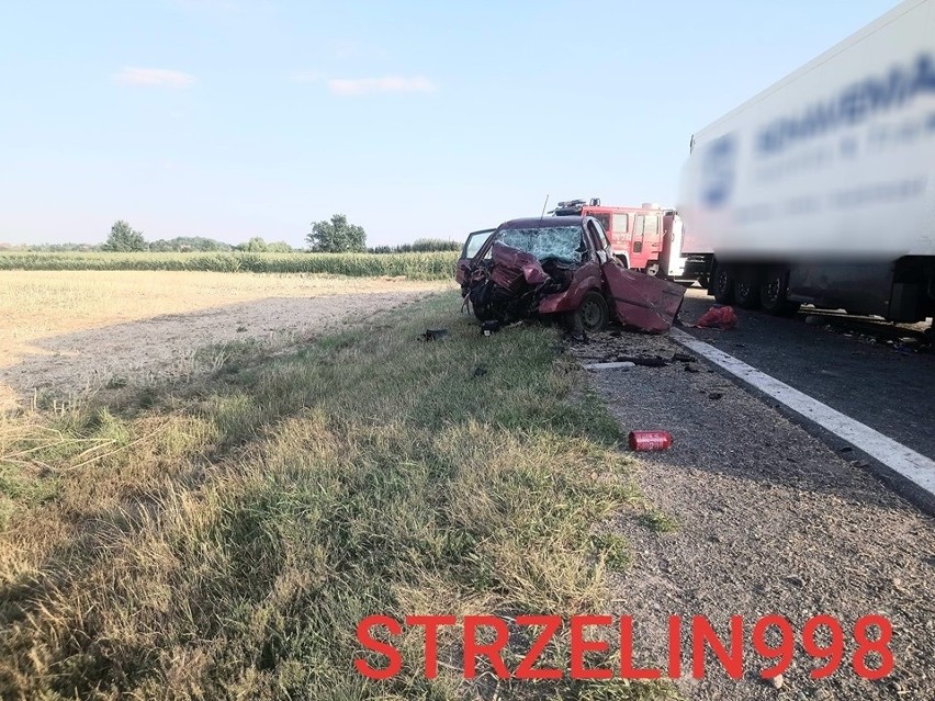 Śmiertelny wypadek na drodze Wrocław - Kłodzko. Droga zablokowana