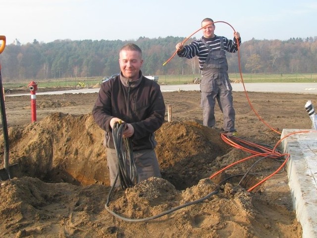 Trwają prace przy budowie lądowiska dla śmigłowców ratunkowych w Lęborku. Potrwają do końca roku.