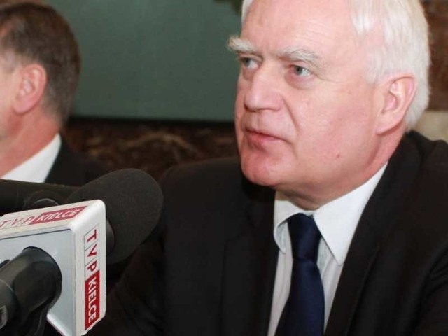 Prezydencki minister Olgierd Dziekoński odbył konsultacje w Wojewódzkim Domu Kultury w Kielcach.