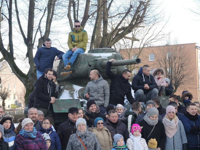 Akcja ,,Pamiątkowe zdjęcie przy czołgu", którą zorganizowano...