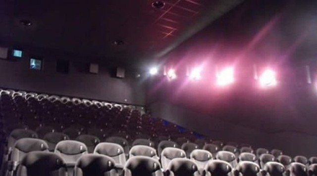 Multikino zdecydowało się na stopniowe uruchamianie multipleksów i jako pierwsza sieć kin w Polsce zaczęło otwierać swoje kina.