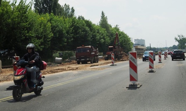 Obecnie w ramach budowy dróg do spalarni śmieci trwa modernizacja między innymi ulicy Gdyńskiej w Poznaniu. W przyszłym roku ma rozpocząć się przebudowa Gdyńskiej w Koziegłowach