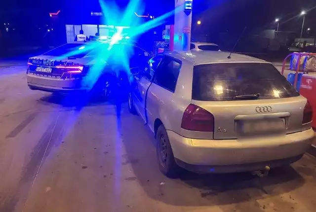 Policjanci grupy Speed zatrzymali kierowcę oraz trzech pasażerów