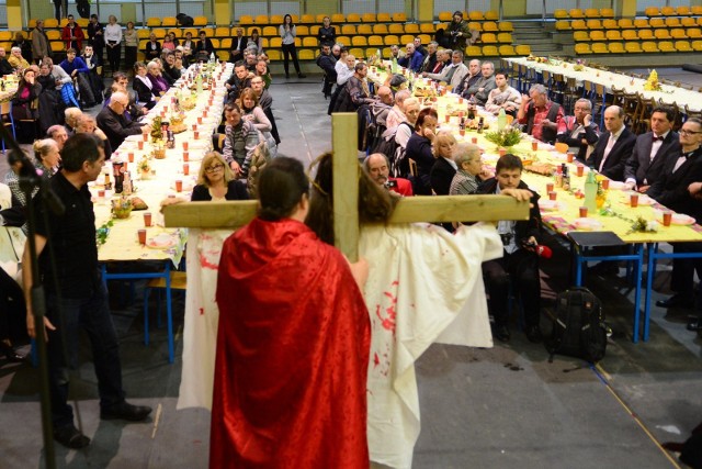 Po raz pierwszy w Radomiu zostało zorganizowane Śniadanie Wielkanocne dla Samotnych.