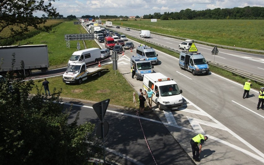 Śmiertelny wypadek na A4. Autostrada w kierunku Wrocławia była zablokowana