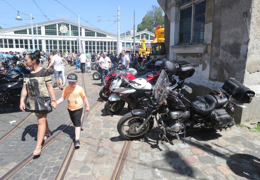 Wielkie serca na stalowych rumakach - przedłużony dzień dziecka w Muzeum Techniki [ZDJĘCIA]