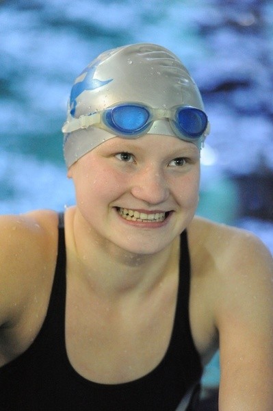 Diana Sokołowska uśmiecha się szeroko. Sezon dopiero na dobre się zaczyna, a ona już pływa znakomicie.