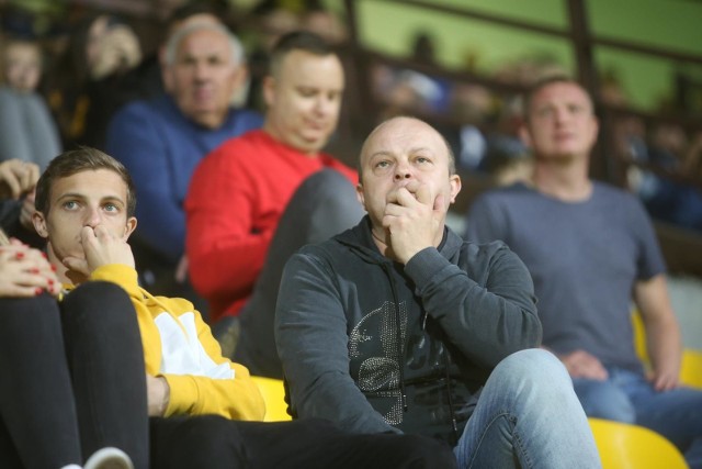 03.10.2020. Kibice na meczu GKS Katowice - Znicz Pruszków 1:1.   Zobacz kolejne zdjęcia. Przesuwaj zdjęcia w prawo - naciśnij strzałkę lub przycisk NASTĘPNE