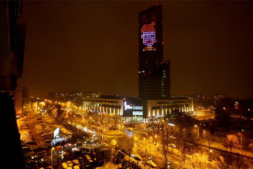 Projekt P.I.W.O. na wieżowcu Sky Tower