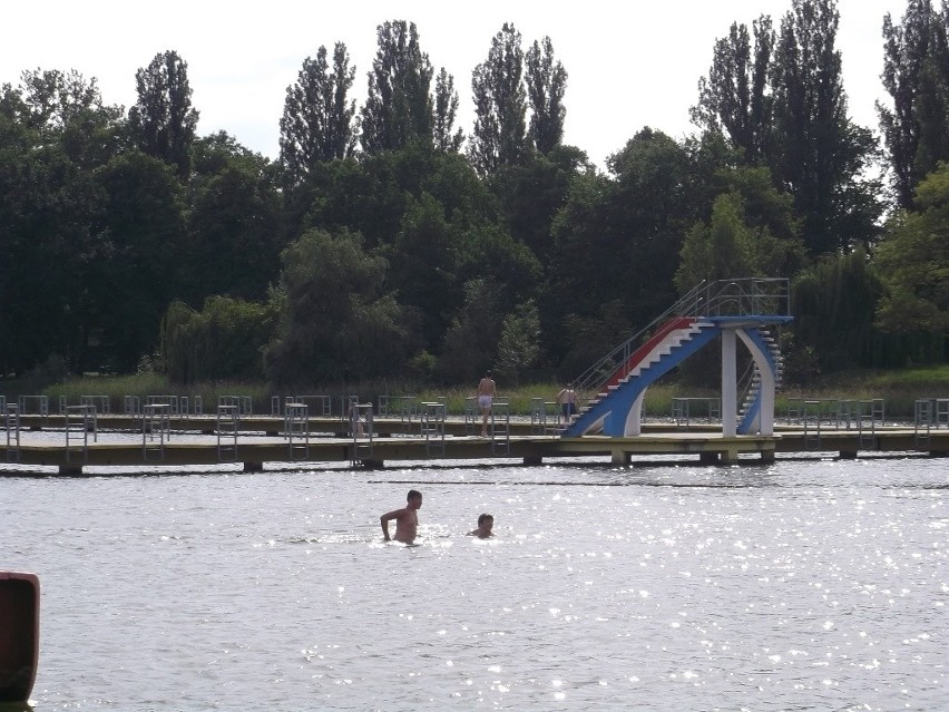 Wrocław: Dziś początek sezonu na kąpieliskach (ZDJĘCIA, CENY, RELACJA)