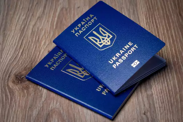 Zatrzymanie paszportów poborowym z Ukrainy nie oznacza dla nich, że muszą wracać do kraju