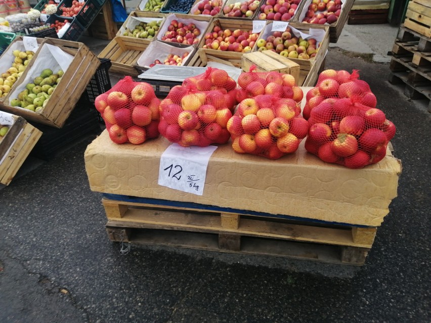 Zobacz ceny warzyw i owoców na sandomierskiej giełdzie w...