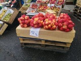 Ceny warzyw i owoców na giełdzie w Sandomierzu. Wciąż królują jabłka, marchew, buraki i cebula 