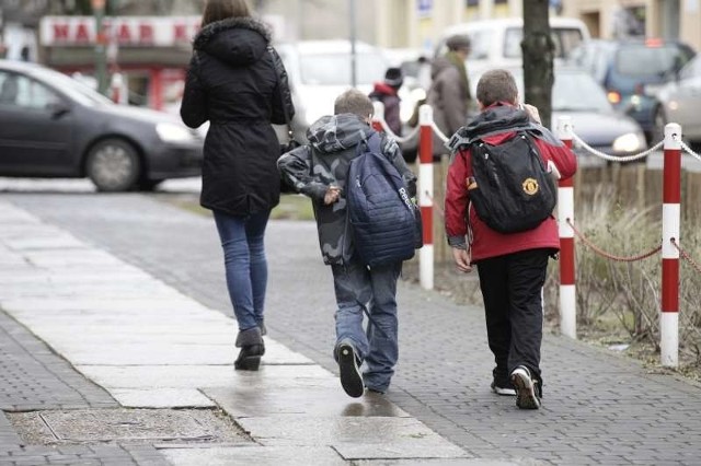 Projekt skierowany jest do szkół podstawowych we wsiach i małych miejscowościach (do 40 tys. mieszkańców).