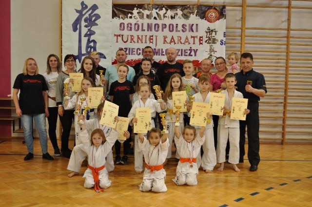 Reprezentacja Skarżyskiego Klubu Sportów Walki miała powody do zadowolenia po starcie w Sandomierzu.