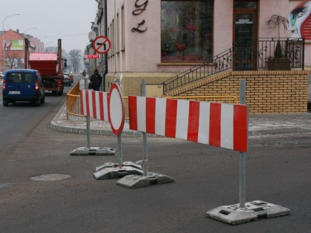 We wtorek z ul. Chrobrego w Międzyrzeczu mają zniknąć barierki blokujące wjazd od strony Waszkiewicza.