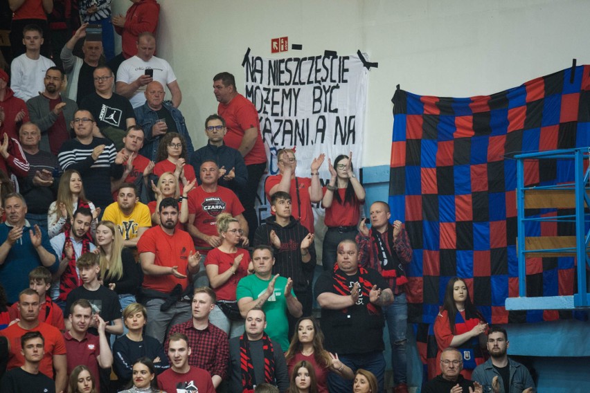 Tak kibicowaliście podczas meczu Czarnych Słupsk ze Śląskiem Wrocław