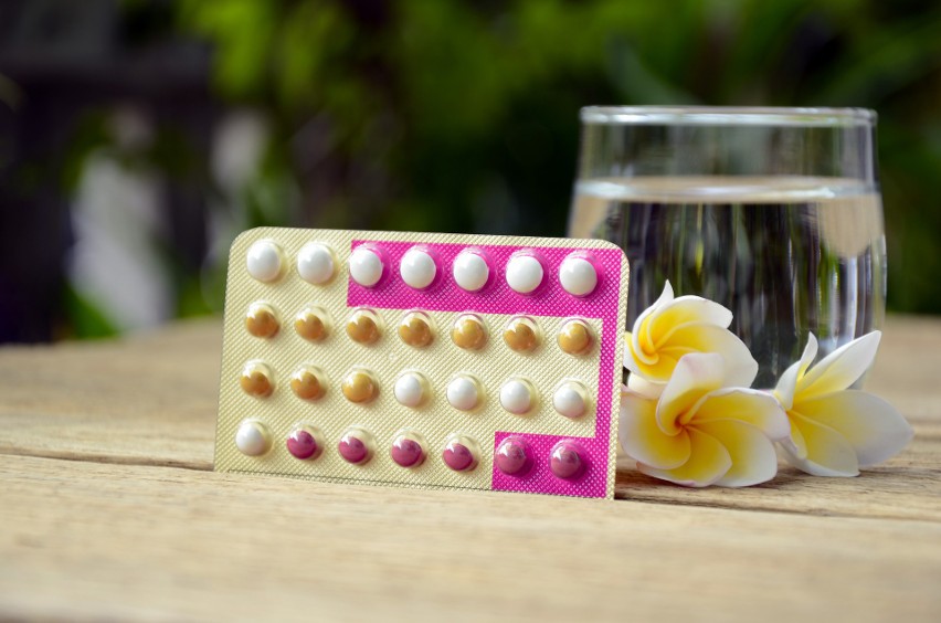Na co wpływa antykoncepcja hormonalna? Odpowiada prof. dr...