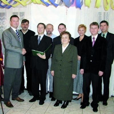 Oni biorą odpowiedzialność za los powiatu monieckiego w kadencji 2006-2010 i popierają kandydaturę Z. Męczkowskiego