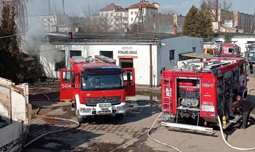 Małkinia Górna. Pożar hali magazynowej przy ul. Nurskiej. 17.03.2022