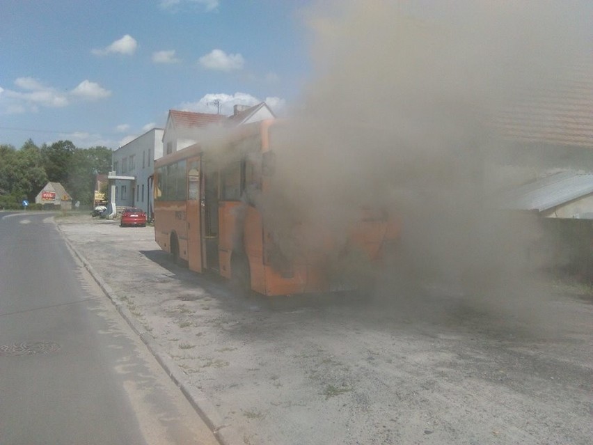 W Zawadzie zapalił się autobus PKS Zielona Góra.